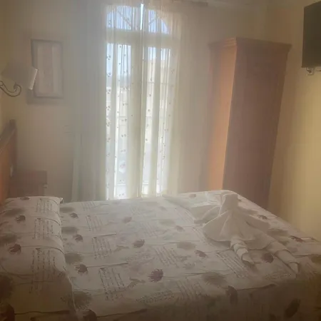 Vandrerhjem La Posa *
